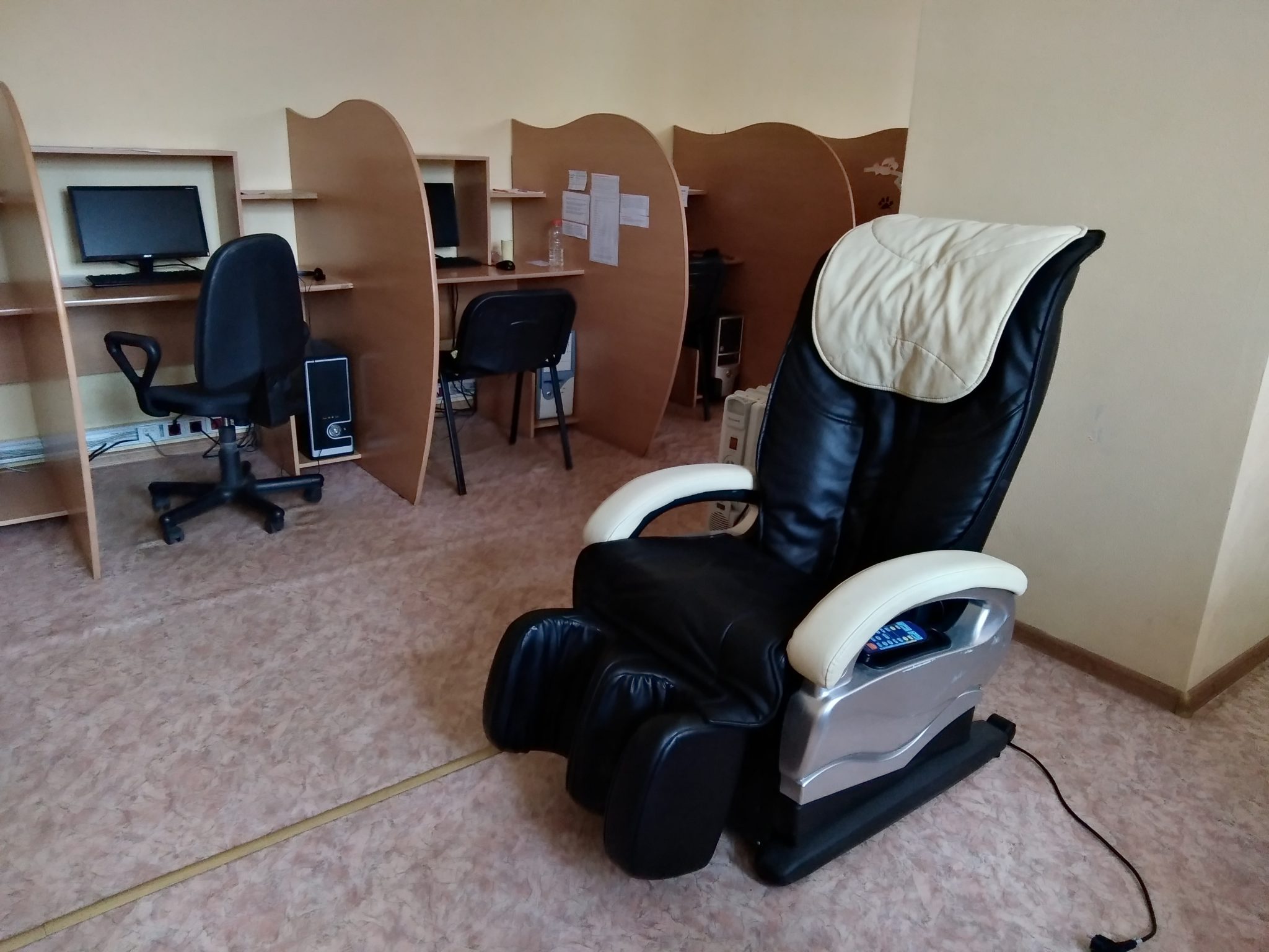 Диваны и кресла для офиса недорого